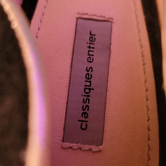 Classiques Entier Black Heels Gold Trim Size 10 - Picture 7 of 9